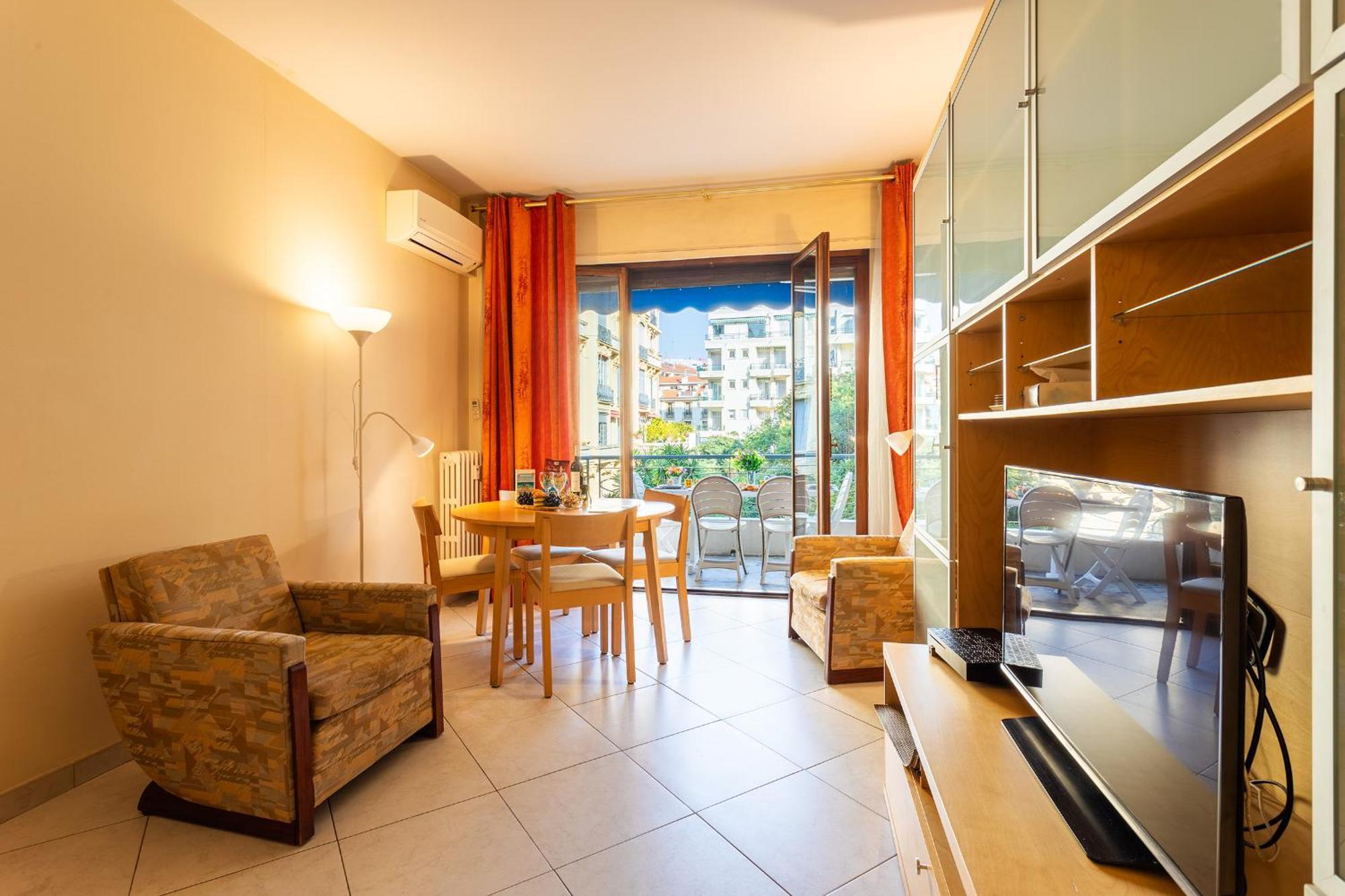 Le France-Massenet Ap3015 By Riviera Holiday Homes Niza Exterior foto